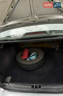 Седан Daewoo Nexia 2012 в 