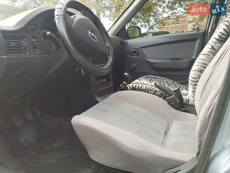 Седан Daewoo Nexia 2010 в Радомышле