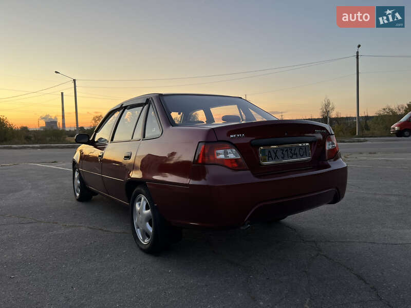 Седан Daewoo Nexia 2011 в Харкові