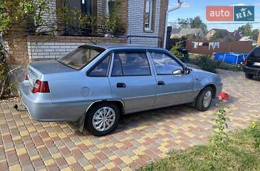 Седан Daewoo Nexia 2012 в 