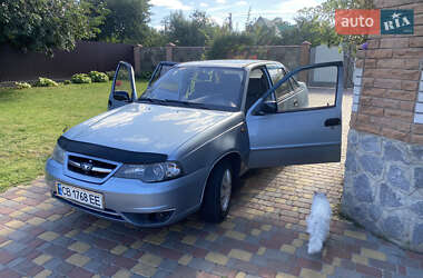 Седан Daewoo Nexia 2012 в 