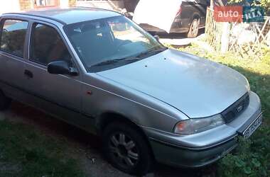 Седан Daewoo Nexia 2004 в 