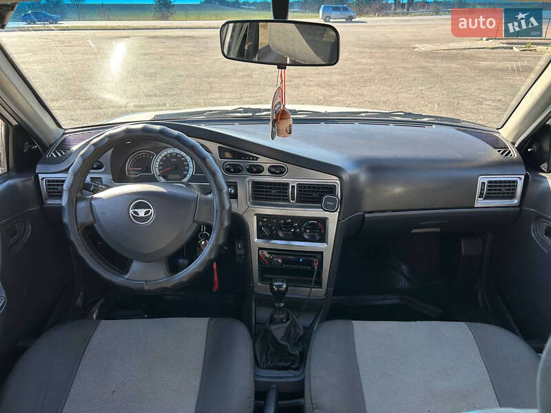 Седан Daewoo Nexia 2012 в Николаеве