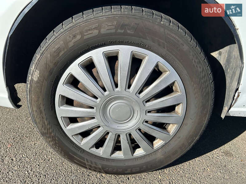 Седан Daewoo Nexia 2012 в Николаеве