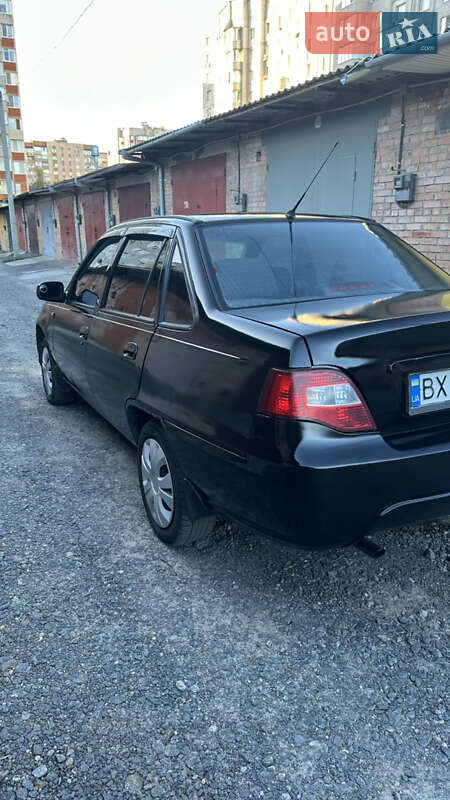 Седан Daewoo Nexia 2011 в Хмельницком