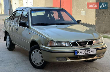 Седан Daewoo Nexia 2006 в Миколаєві