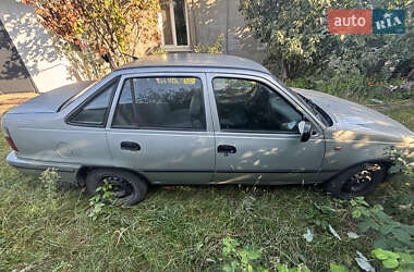 Седан Daewoo Nexia 2006 в 
