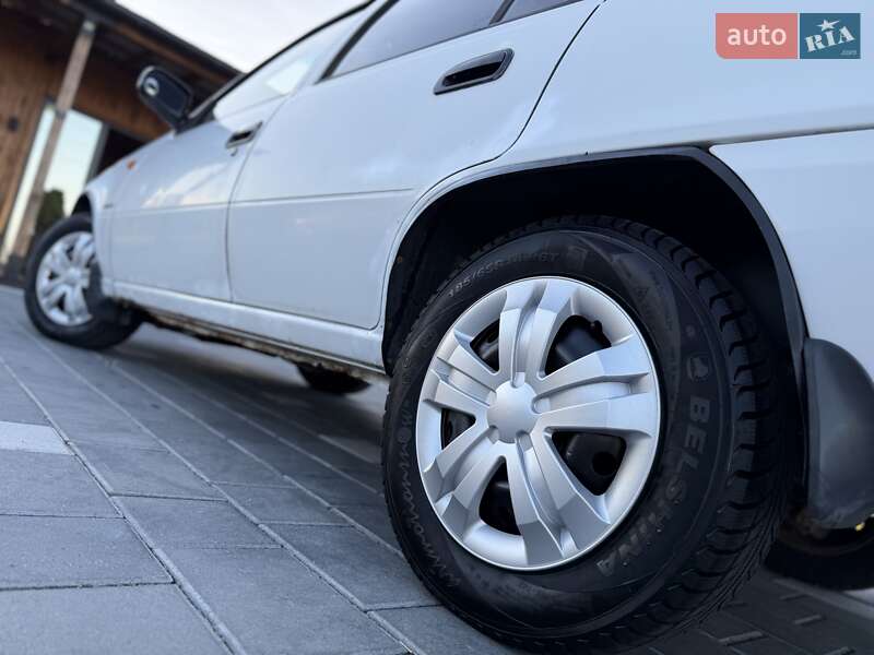 Седан Daewoo Nexia 2011 в Дрогобыче