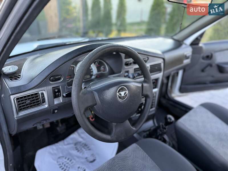 Седан Daewoo Nexia 2011 в Дрогобыче