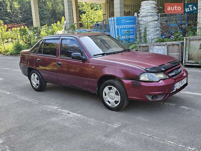 Седан Daewoo Nexia 2011 в Киеве
