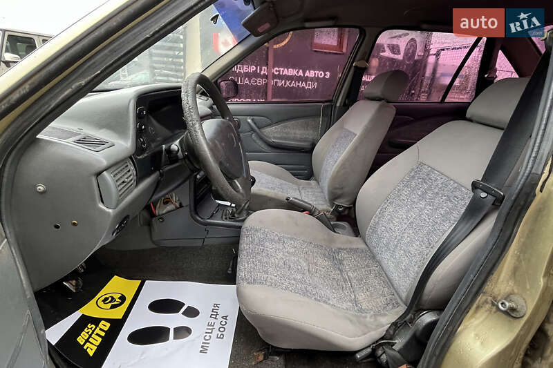 Седан Daewoo Nexia 2007 в Стрые