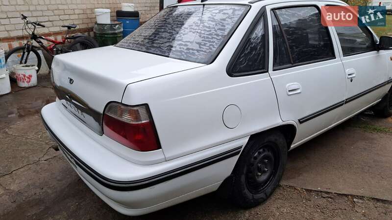 Седан Daewoo Nexia 2005 в Бобринце