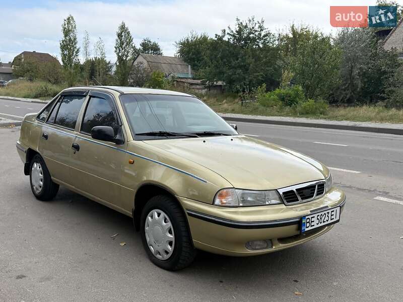 Седан Daewoo Nexia 2006 в Миколаєві