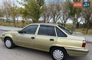 Седан Daewoo Nexia 2006 в 