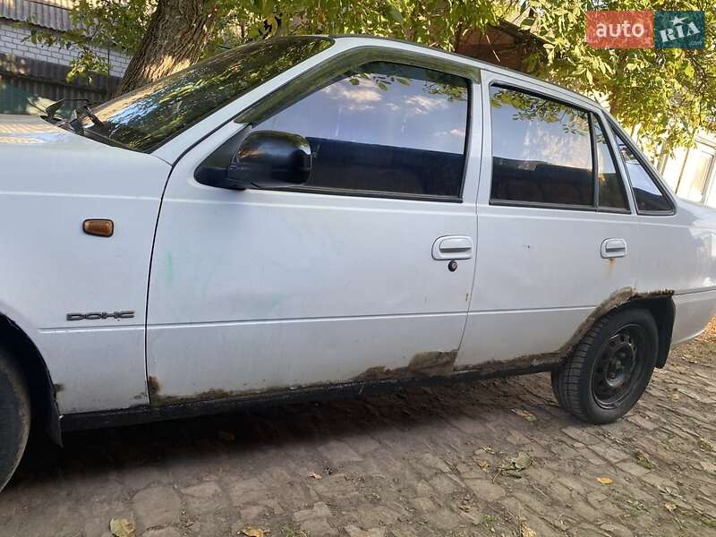 Седан Daewoo Nexia 2008 в 