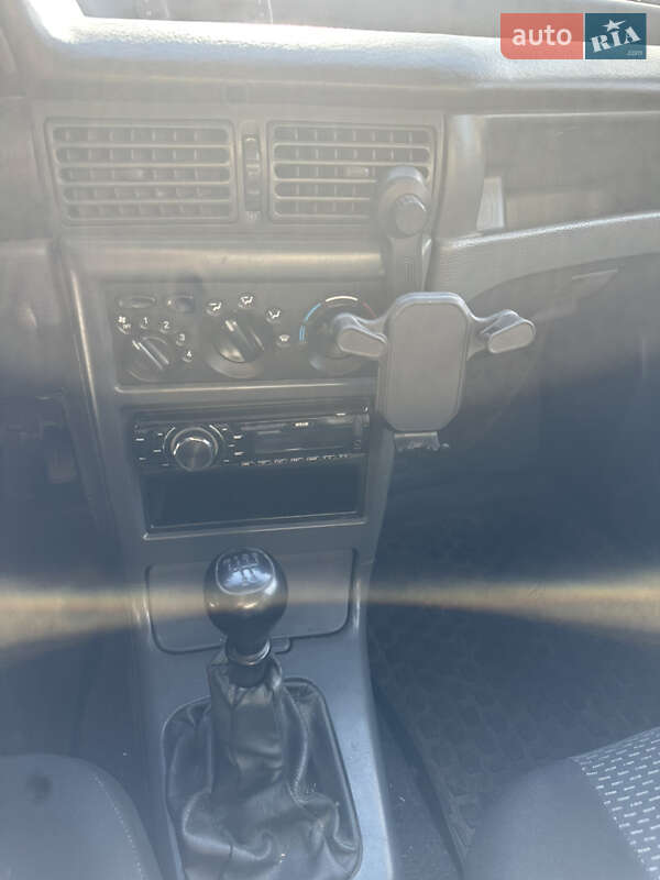 Седан Daewoo Nexia 2008 в Киеве фото 3 Седан Daewoo Nexia 2008 в Киеве