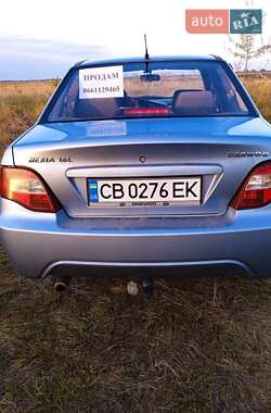 Седан Daewoo Nexia 2010 в 