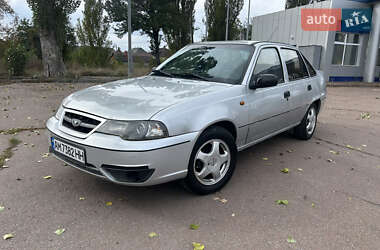 Седан Daewoo Nexia 2011 в Коростене