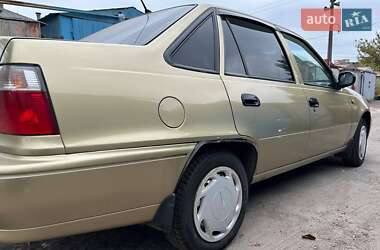 Седан Daewoo Nexia 2006 в 