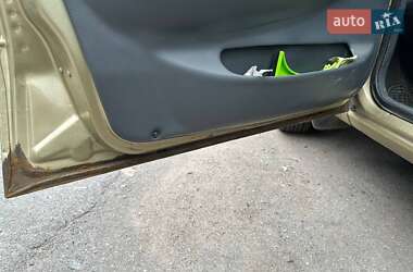 Седан Daewoo Nexia 2006 в 