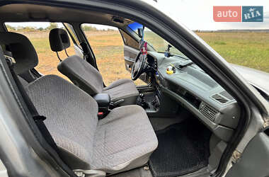 Седан Daewoo Nexia 1995 в Балаклії