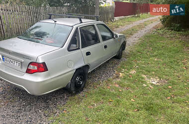 Седан Daewoo Nexia 2008 в 