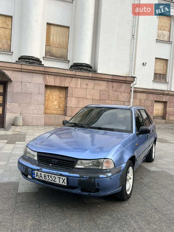 Седан Daewoo Nexia 2008 в Краматорске