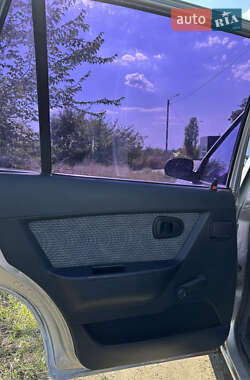 Седан Daewoo Nexia 2012 в 