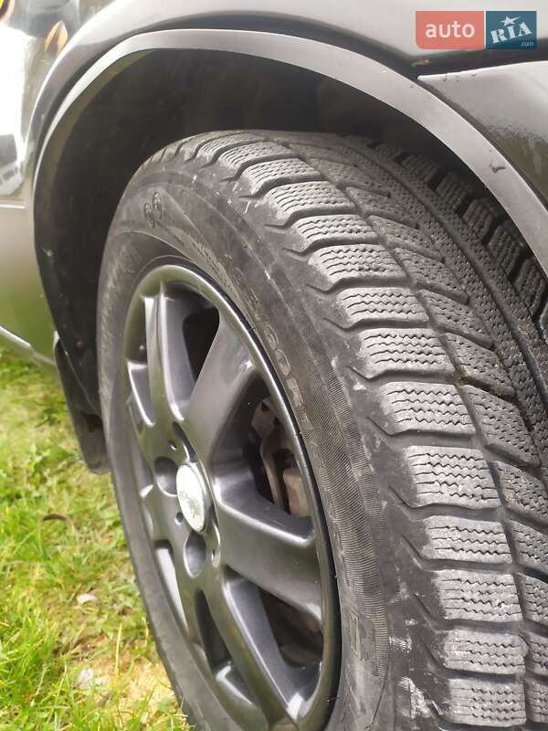 Седан Daewoo Nexia 2008 в Корце