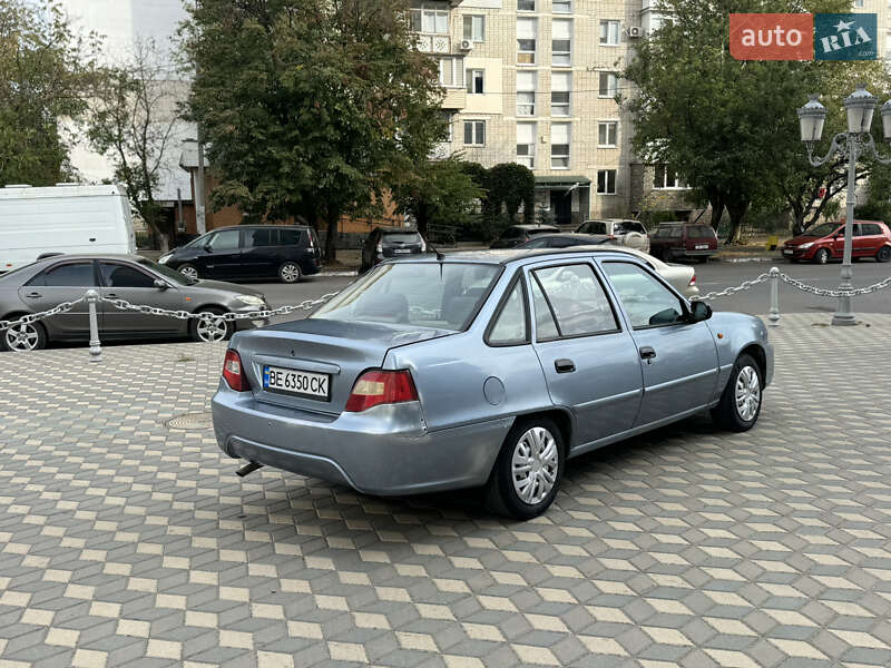 Седан Daewoo Nexia 2012 в Черноморске
