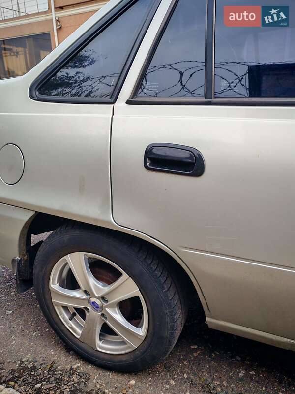 Седан Daewoo Nexia 2008 в Одессе