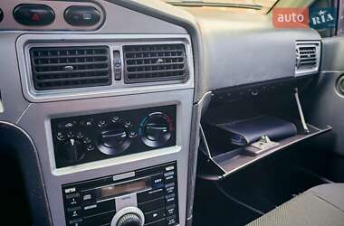 Седан Daewoo Nexia 2008 в 