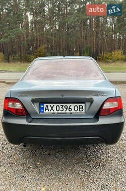 Седан Daewoo Nexia 2012 в 