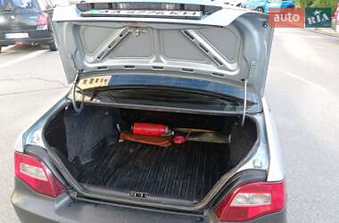 Седан Daewoo Nexia 2010 в 