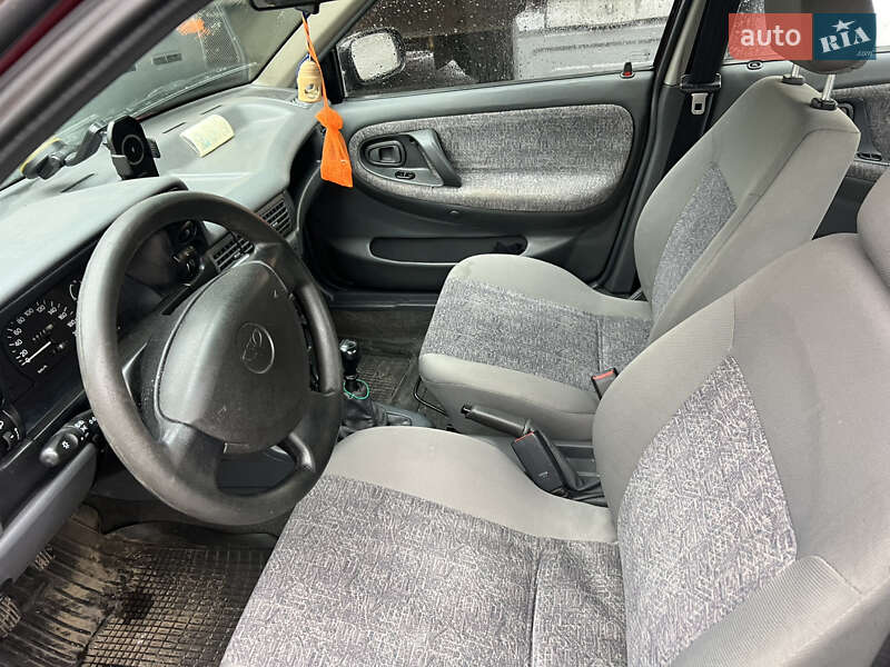 Daewoo Nexia 2006