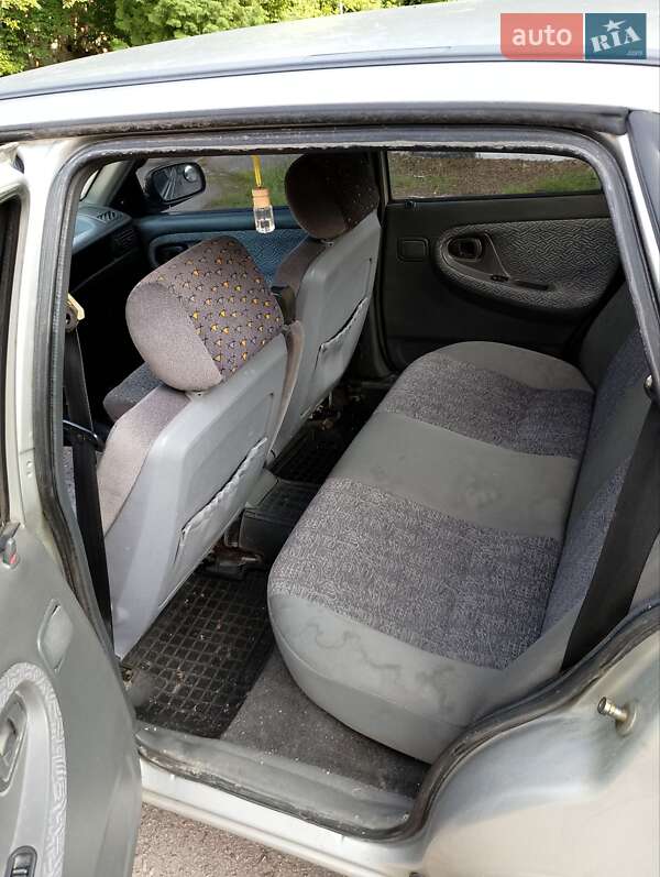 Седан Daewoo Nexia 2006 в Житомире