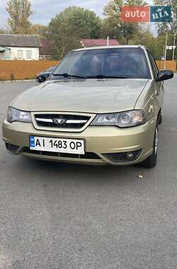 Седан Daewoo Nexia 2008 в 