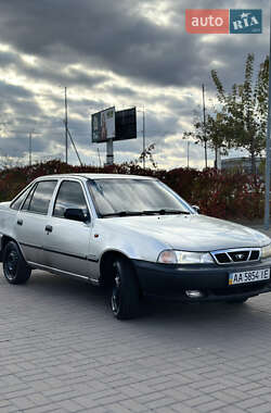 Седан Daewoo Nexia 2006 в 