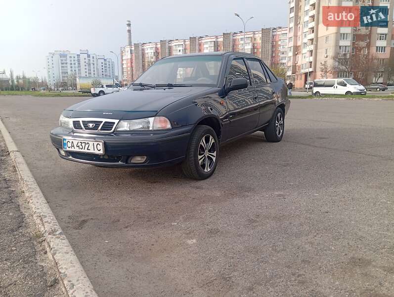 Седан Daewoo Nexia 2005 в Черкасах