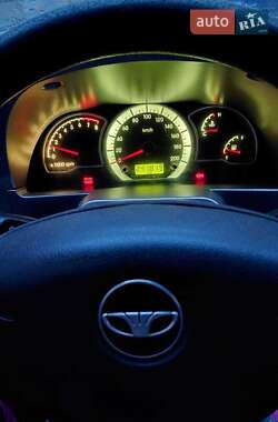 Седан Daewoo Nexia 2011 в 
