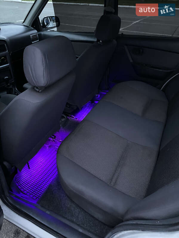 Седан Daewoo Nexia 2008 в Києві