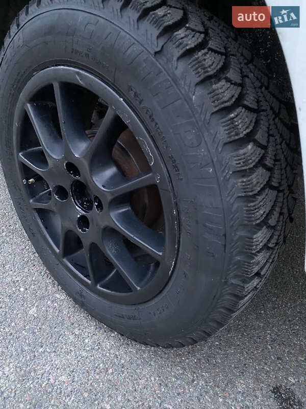 Седан Daewoo Nexia 2008 в Києві