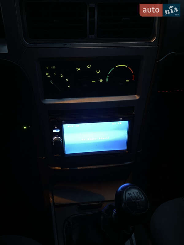 Седан Daewoo Nexia 2008 в Києві