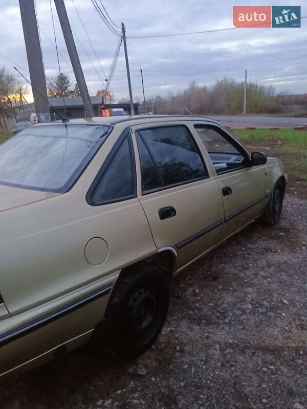 Седан Daewoo Nexia 2008 в Києві фото 5 Седан Daewoo Nexia 2008 в Києві