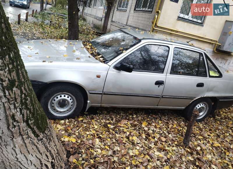 Седан Daewoo Nexia 2008 в Києві