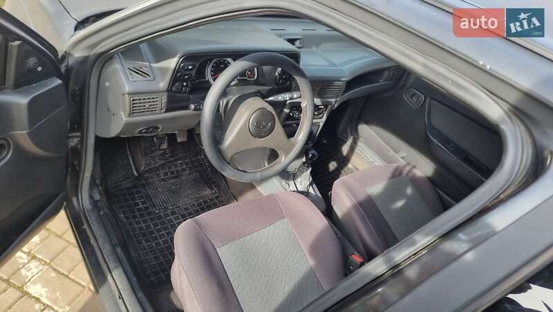 Седан Daewoo Nexia 2010 в Одесі