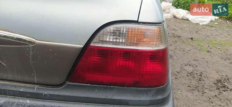 Седан Daewoo Nexia 2007 в Остроге