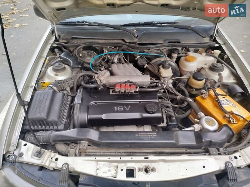 Седан Daewoo Nexia 2008 в Києві