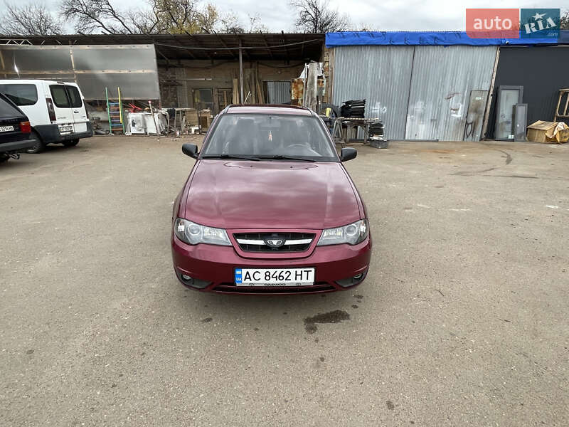 Седан Daewoo Nexia 2010 в Луцьку фото 3 Седан Daewoo Nexia 2010 в Луцьку