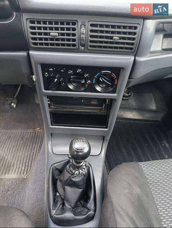 Седан Daewoo Nexia 2007 в Тульчине